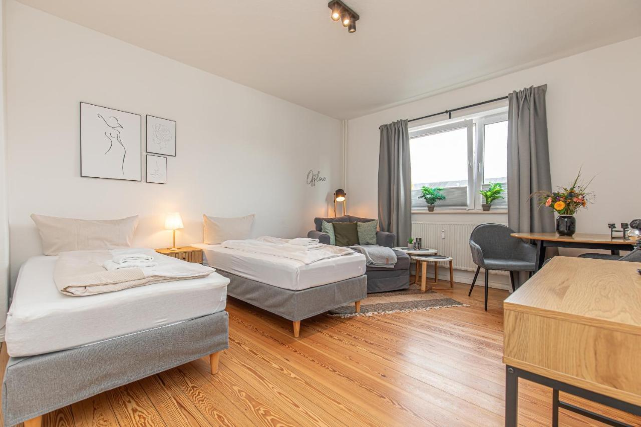 Fewo1846 - Kommood - Zentral Gelegenes Studio-Apartment Mit Balkon Im Hochparterre فلنسبورغ المظهر الخارجي الصورة